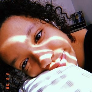 Meet your Posher, Destiny